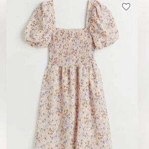 H&M Spring Cottagecore Floral Smock Puff Sleeve Mini Dress in Size M